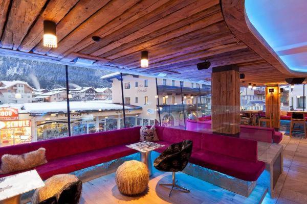 Partyhouse Harakiri Stay Different 60 Seconds To Mountains! Free Parking! Self Check-In Mayrhofen Exterior foto